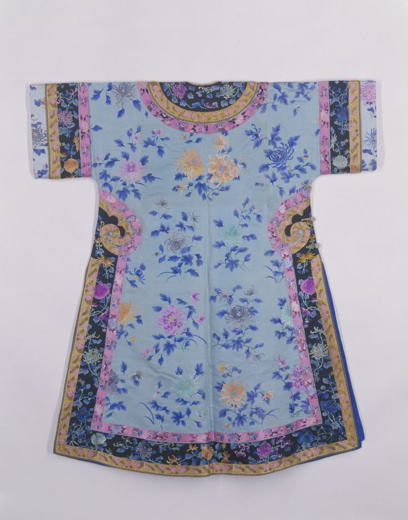 图片[2]-Lake color satin embroidered chrysanthemum pattern clip ‘0611’ clothes-China Archive